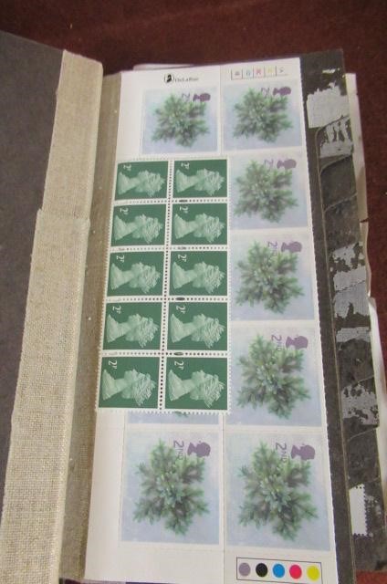 SMALL ALBUM OF UNUSED COMMEMORATIVE POSTAGE STAMPS Image