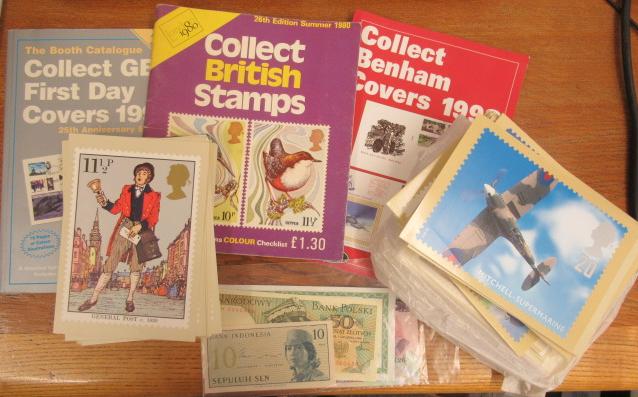 QUANTITY OF POSTCARDS AND BANK NOTES ETC Image