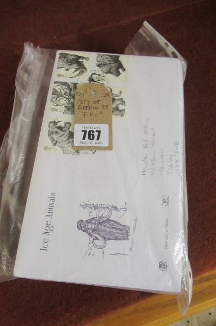 APPROX 39 FIRST DAY COVERS Image