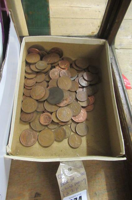 BOX OF COPPER COINS MAINLY ONE AND TWO PENCES Image