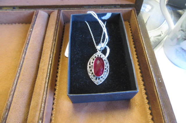 SILVER RED STONE AND MARCASITE PENDANT ON SILVER CHAIN Image