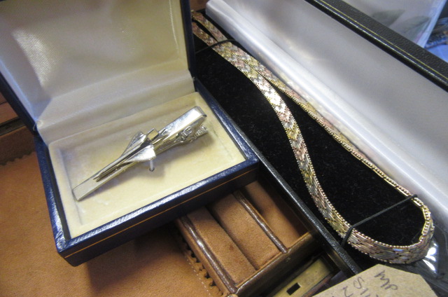 SILVER  GILT NECKLACE WITH CONCORDE TIE PIN Image