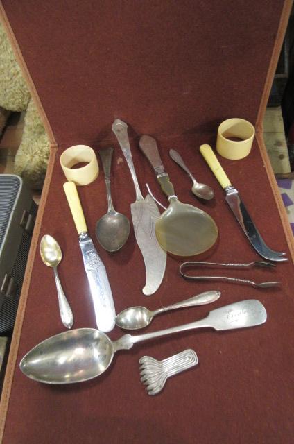 SMALL COLLECTION OF GERMAN AND OTHER WHITE METAL ITEMS Image