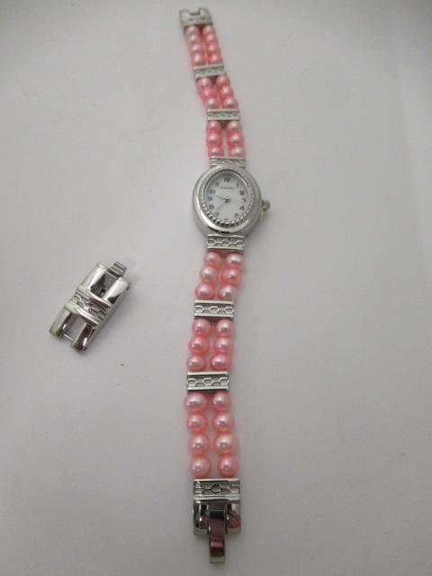 KAORI CULTURED PEARL AND STAINLESS STEEL WATCH Image