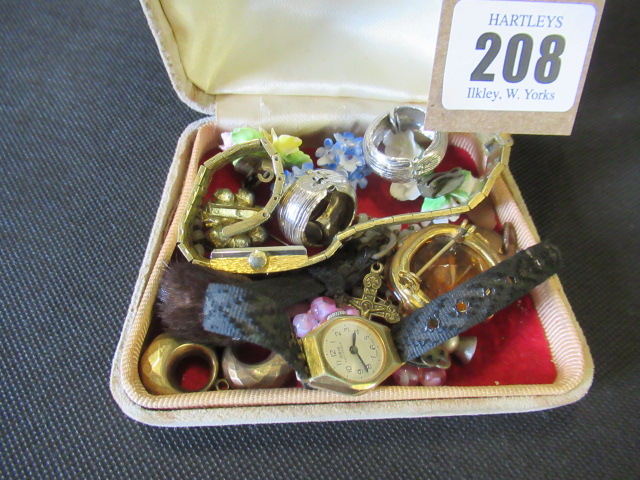 BOX OF JEWELLERY AND WATCHES Image