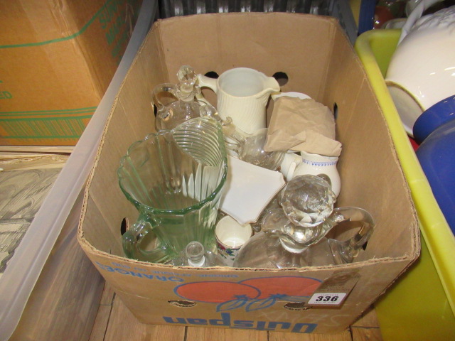 QUANTITY OF GLASS AND CERAMICS INCLUDING DECANTERS Image