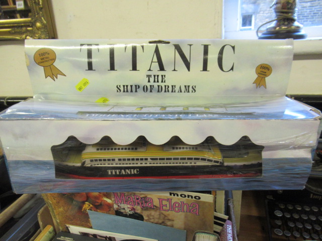 STEAM POWERED TITANIC MODEL Image