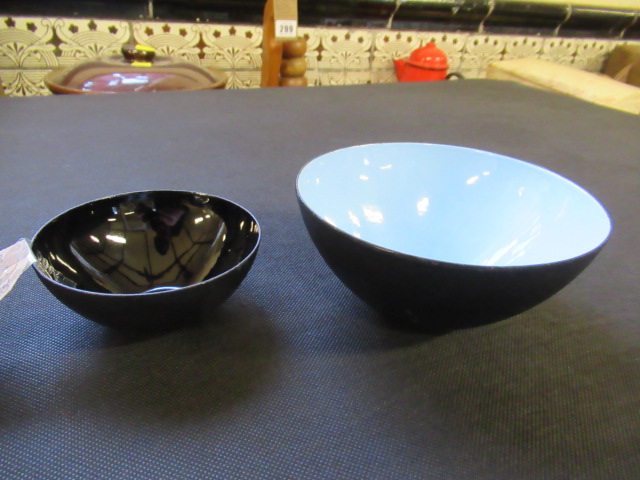 TWO ORIGINAL RETRO KRENIT OF DENMARK ENAMEL BOWLS Image