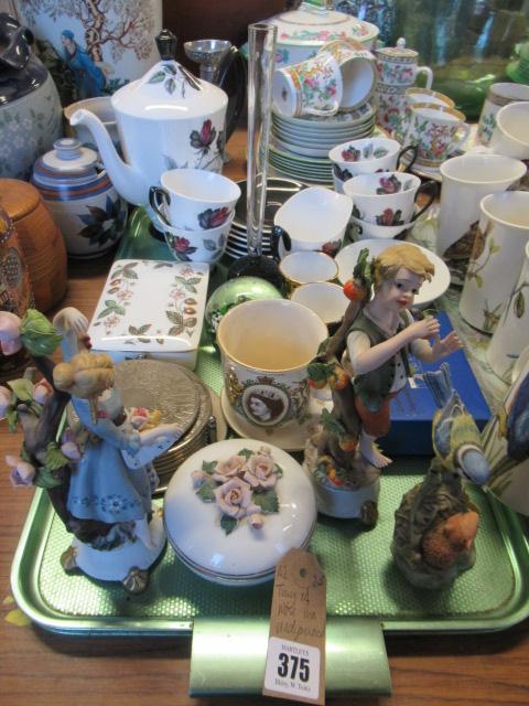 TRAY OF MISCELLANEOUS INCLUDING WEDGWOOD Image