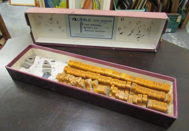 VINTAGE PRINTING SET Image