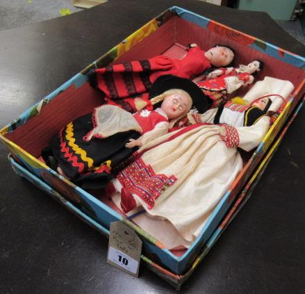 BOX OF FOUR SMALL DOLLS Image