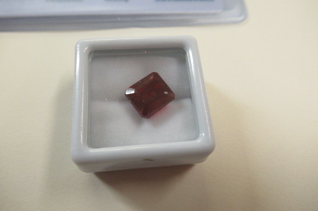 NATURAL EMERALD CUT RUBY 7.47 CTS Image