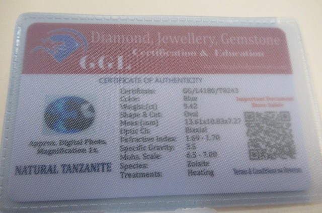 NATURAL OVAL TANZANITE 9.42 CTS Image