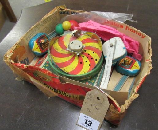 TIN PLATE MUSICAL MERRY GO ROUND TOY Image