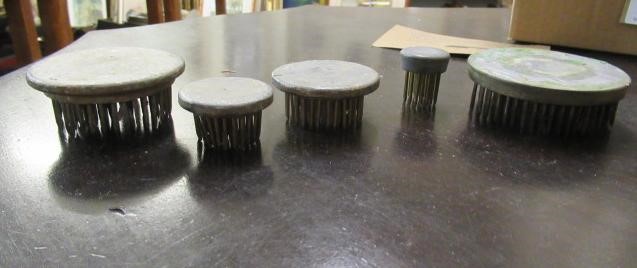 GRADUATED SET OF FIVE IRON FLAX CARDING COMBS Image