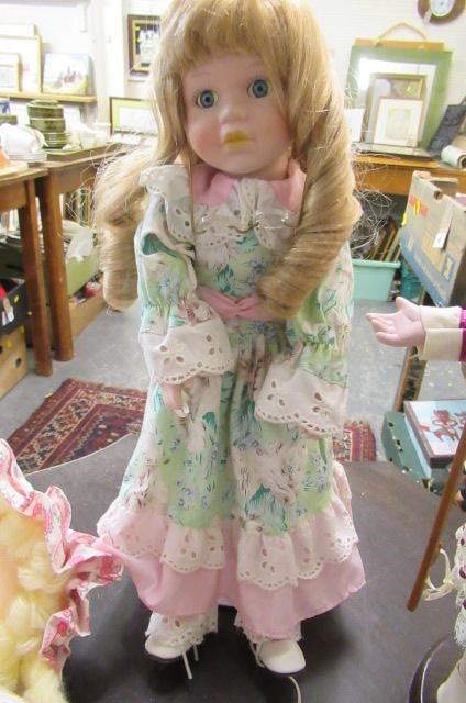 FOUR MODERN DOLLS Image