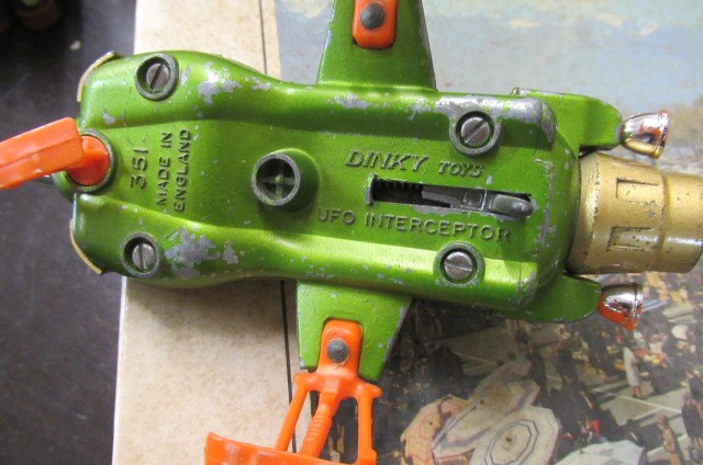 TONKA TRENCHER  THREE DINKY TOYS AND A JIGSAW Image