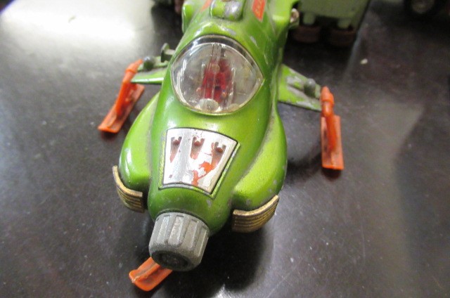 TONKA TRENCHER  THREE DINKY TOYS AND A JIGSAW Image