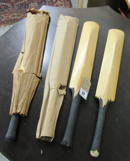 FOUR MINIATURE CRICKET BATS WITH PRINTED AUTOGRAPHS Image