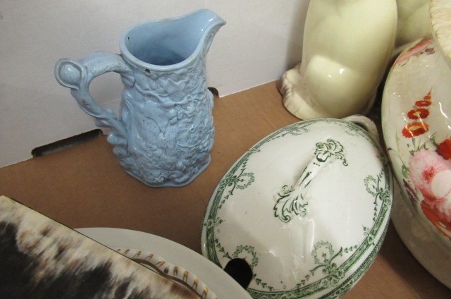BOX OF CERAMICS AND GLASS ETC Image