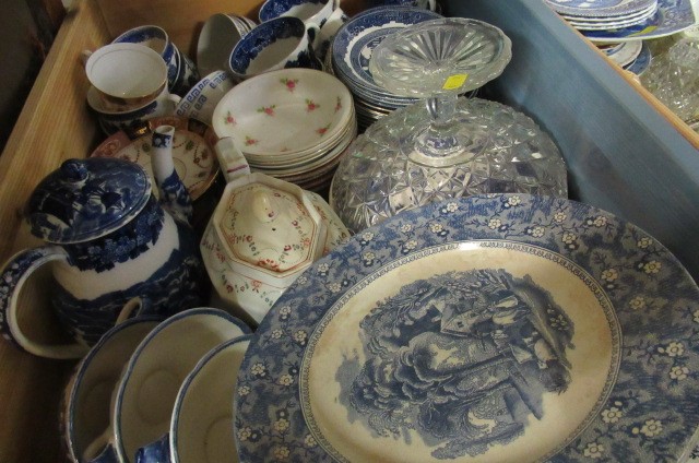 TWO DRAWERS OF BLUE AND WHITE CERAMICS  BONE CHINA TEA WARE AND GLASS WARE ETC Image