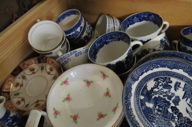 TWO DRAWERS OF BLUE AND WHITE CERAMICS  BONE CHINA TEA WARE AND GLASS WARE ETC Image