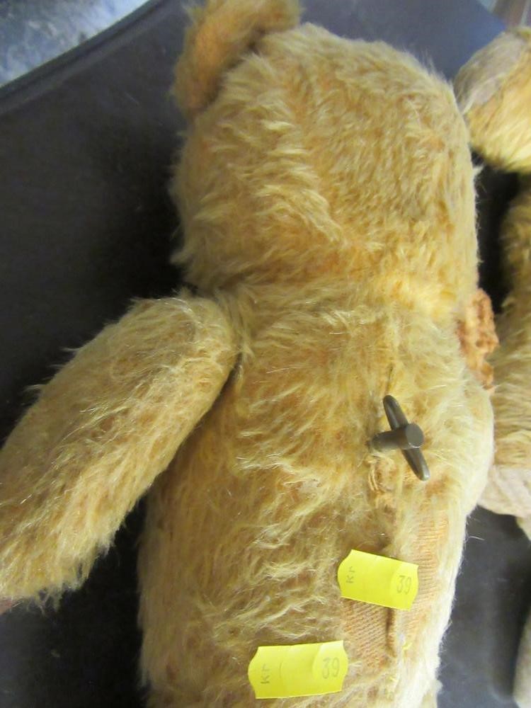 BOX OF VINTAGE BEARS  Image