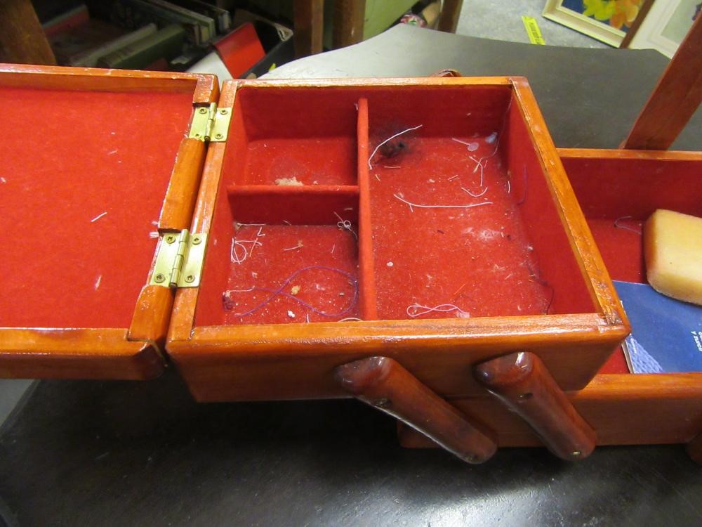 SEWING BOX AND PASTA MAKER Image