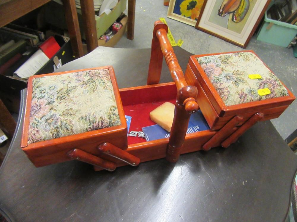 SEWING BOX AND PASTA MAKER Image