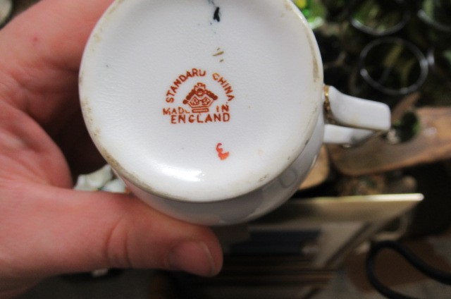 PART STANDARD CHINA TEA SET Image