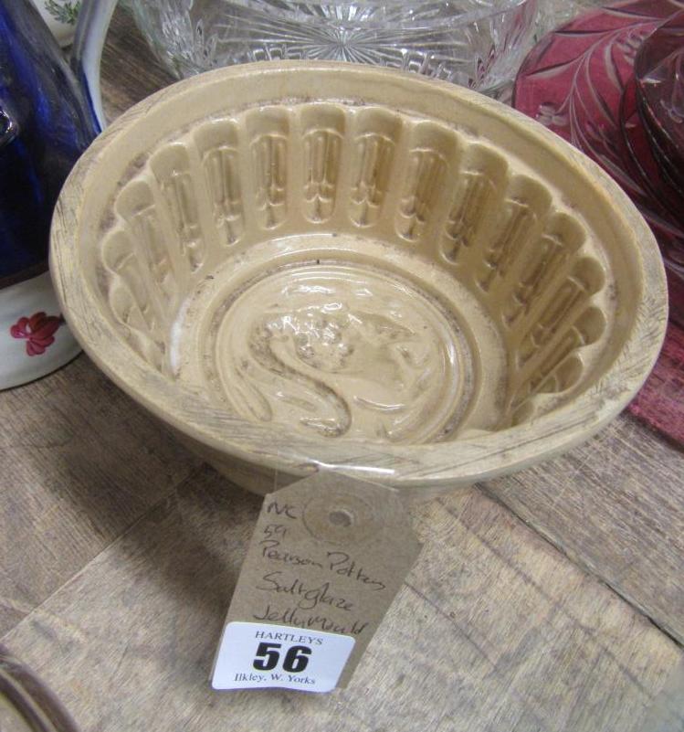 PEARSON POTTERY SALT GLAZED JELLY MOULD Image
