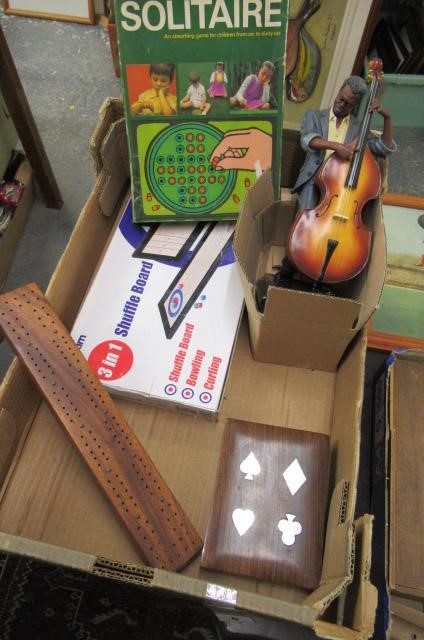 VINTAGE GAMES AND A FIGURINE Image