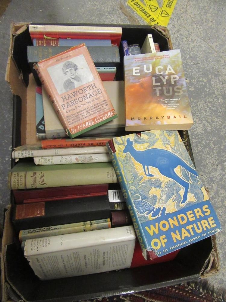 TWO BOXES OF BOOKS INCLUDING GERMAN BOOKS Image