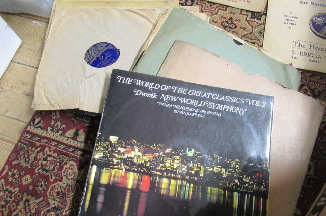 BOX OF LP'S AND 78'S COMPRISING CLASSICAL AND BRASS BANDS Image