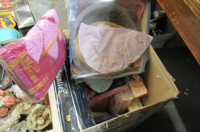 THREE BOXES OF MISCELLANEOUS ITEMS Image