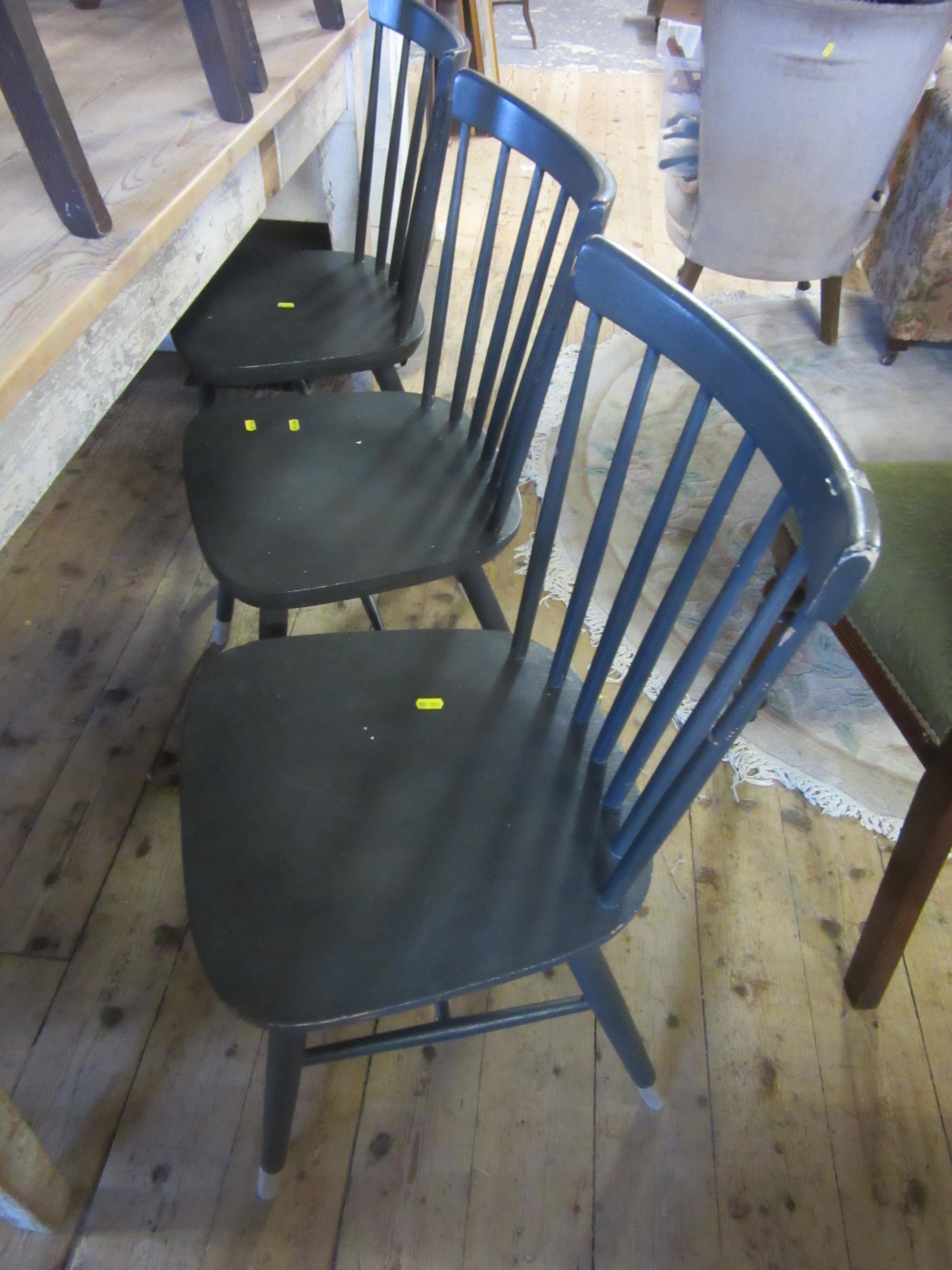 FOUR PAINTED RETRO KITCHEN CHAIRS Image