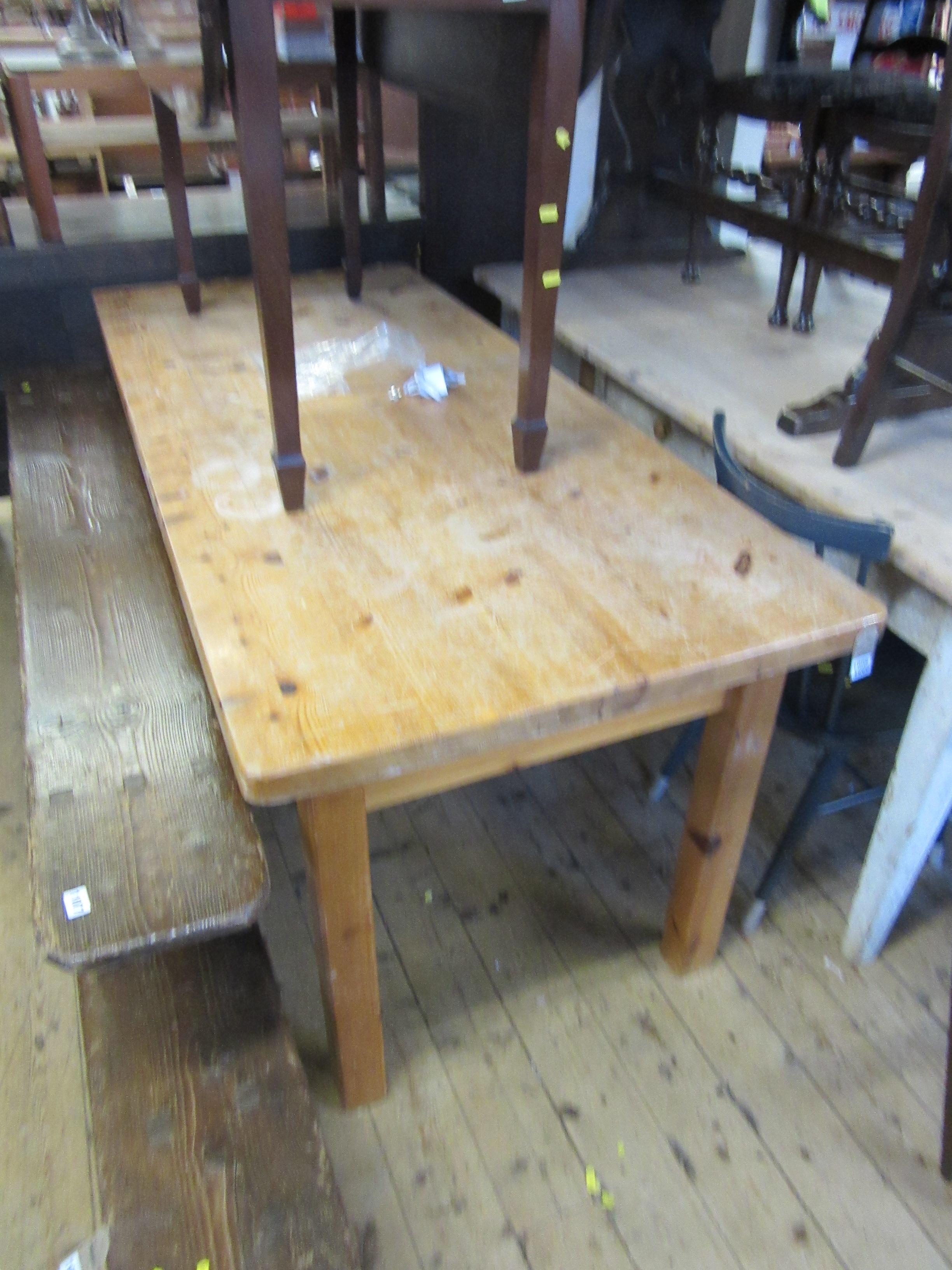 PINE KITCHEN TABLE Image