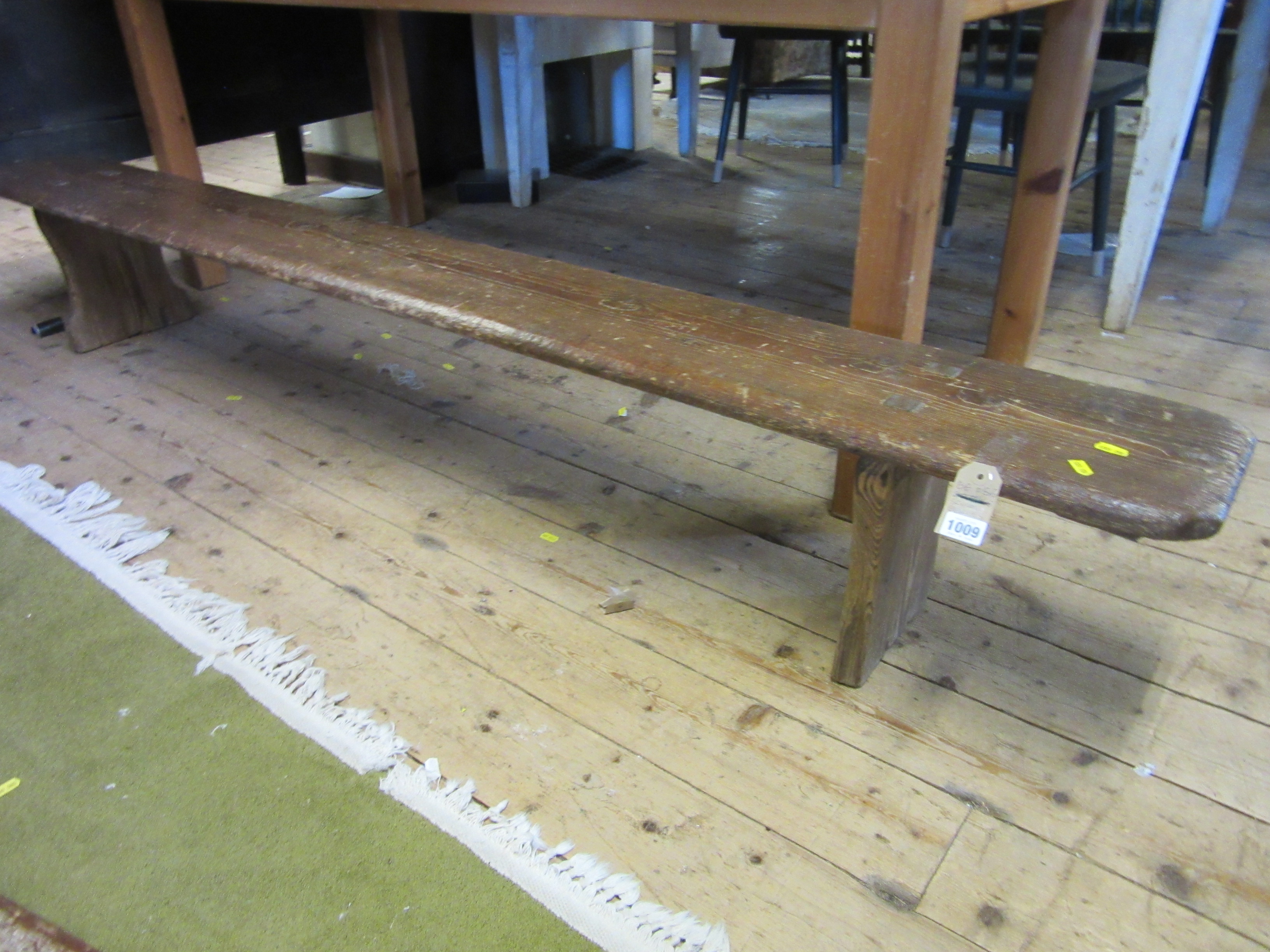 VINTAGE DEAL BENCH Image