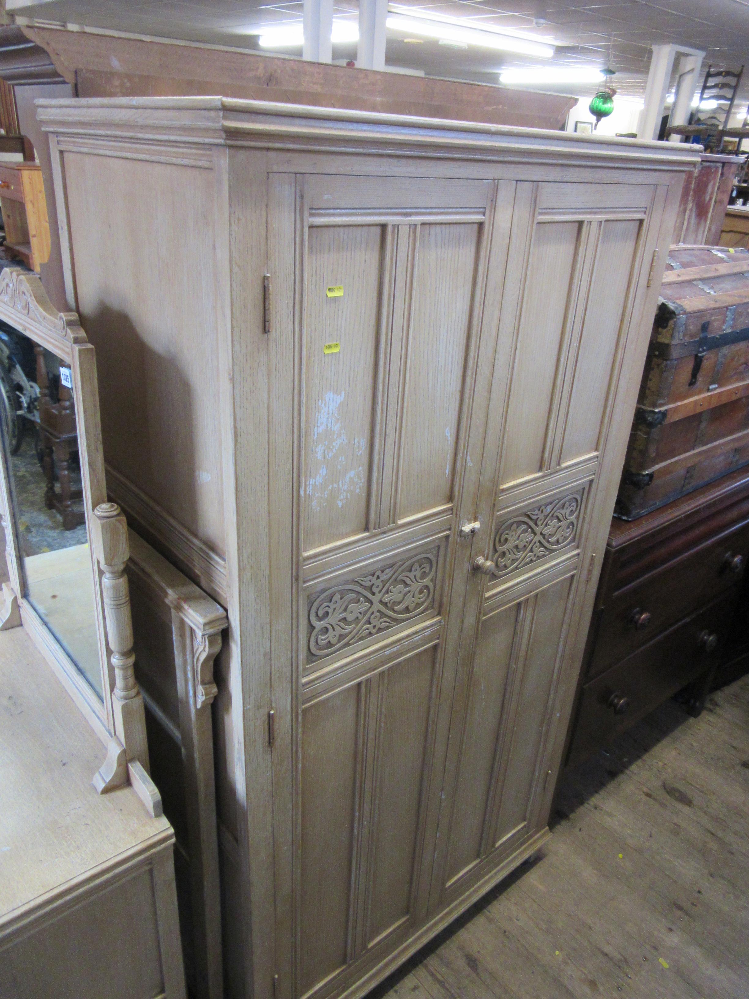 PRATTS OF BRADFORD LINED OAK BEDROOM SUITE Image