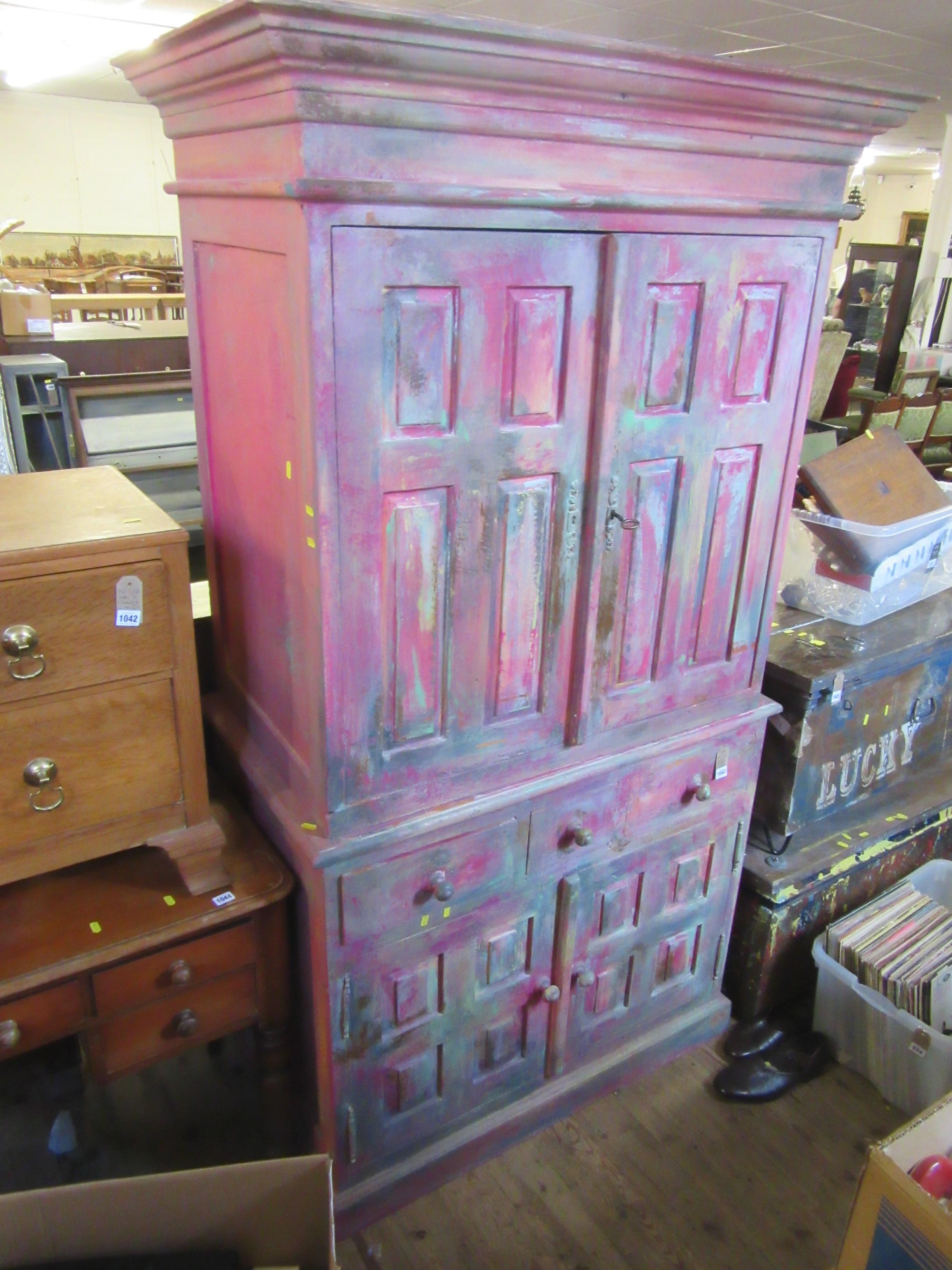 LARGE SHABBY CHIC PAINTED CABINET Image
