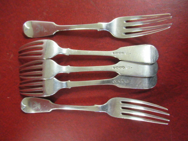 SET OF FIVE VICTORIAN SILVER DESSERT FORKS, EXETER 1840 BY ROBERT WILLIAMS Image