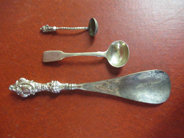 SILVER SHOE HORN AND TWO SILVER SPOONS Image