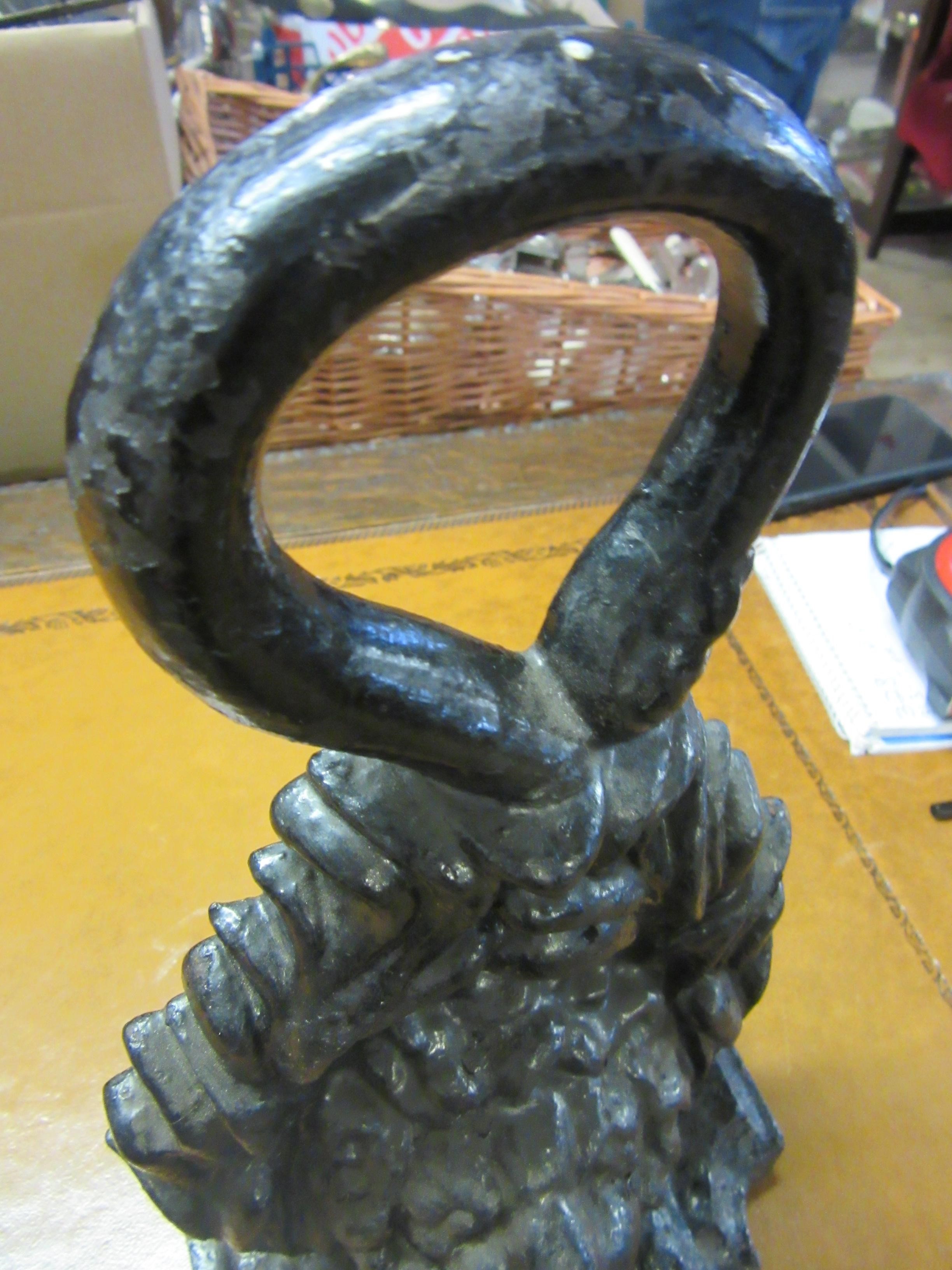 CAST IRON LION DOORSTOP Image