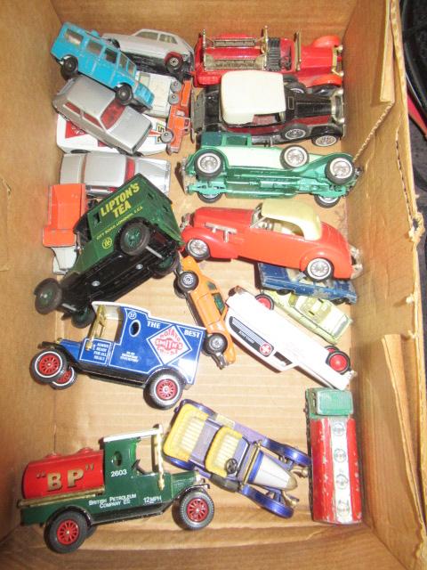BOX OF DIECAST CARS Image