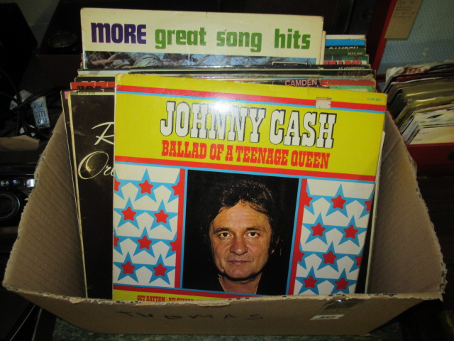 BOX OF 1960S LP RECORDS INCLUDING ROY ORBISON AND EARL HAGGARD Image