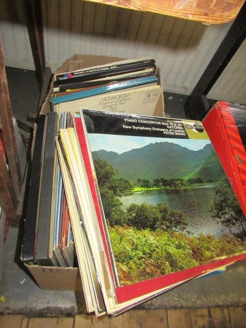 BOX OF CLASSICAL LP RECORDS Image