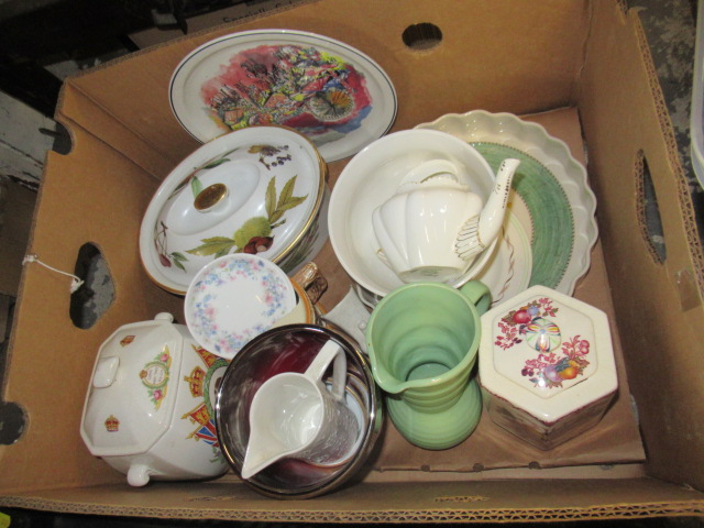 BOX OF CERAMICS Image