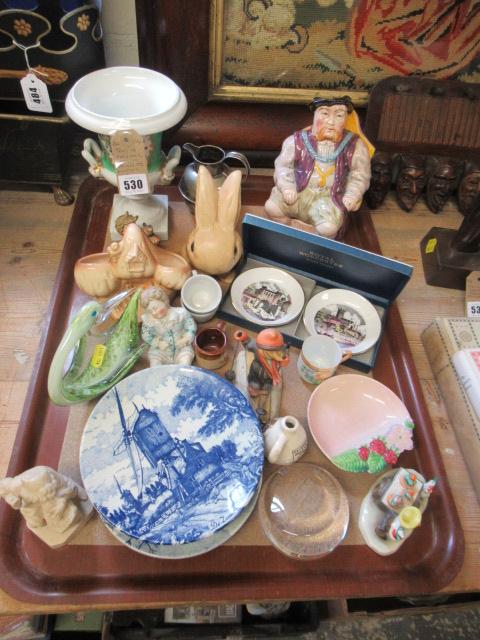 TRAY OF CERAMICS ETC INCLUDING HENRY VIII MUSICAL JUG Image