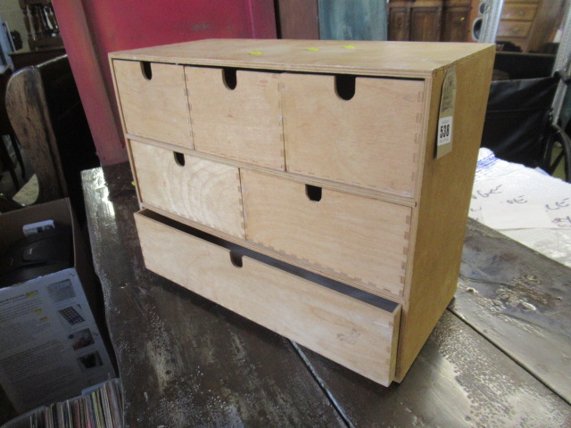MINIATURE CHEST OF DRAWERS Image
