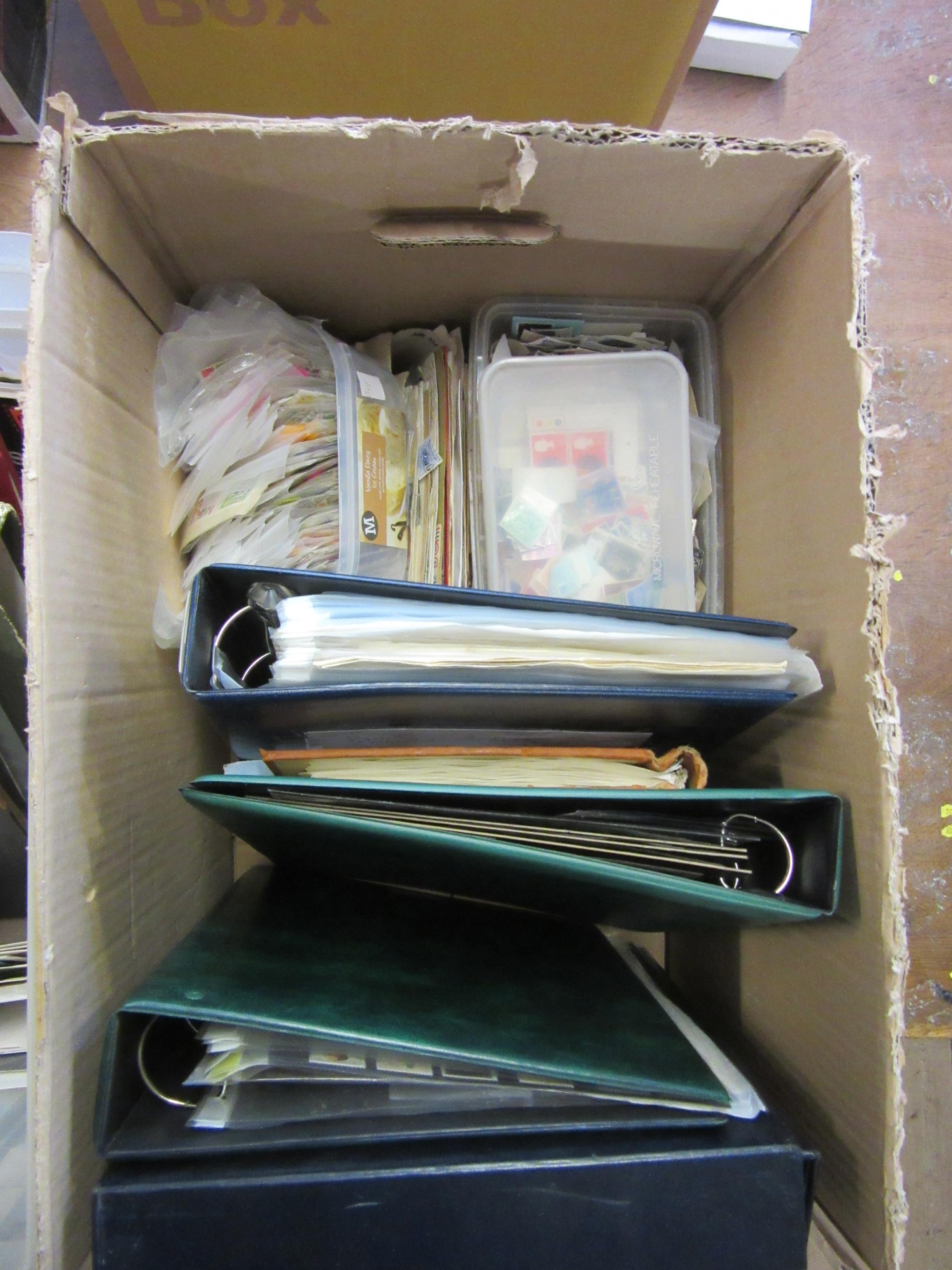 BOX OF STAMP ALBUMS, LOOSE STAMPS AND RELATED MATERIALS Image